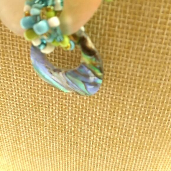 Multi-strand Seed Bead & Shell Necklace - Picture 15 of 16